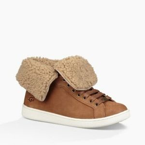 UGG Starlyn - Chestnut - 8.5M